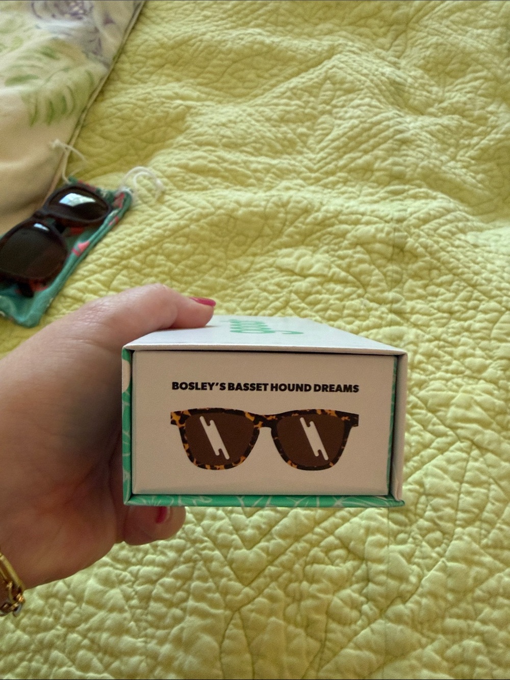 Goodr Bosley’s Basset Hound Dreams Brown Sunglasses - Picture 10 of 10